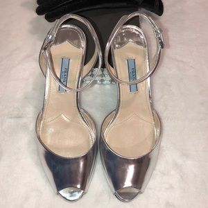PRADA Silver Metallic Leather Sandals - Worn once!